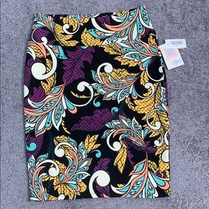 LuLaRoe multi-colored Cassie skirt size L NWT